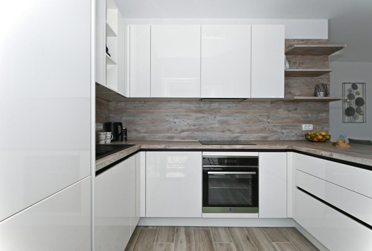 Luxury Apartment White Crystal Kaštela 外观 照片
