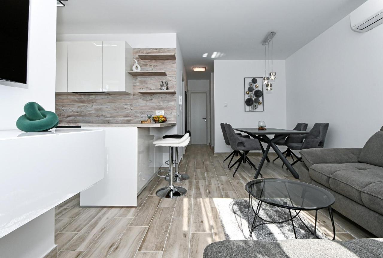 Luxury Apartment White Crystal Kaštela 外观 照片