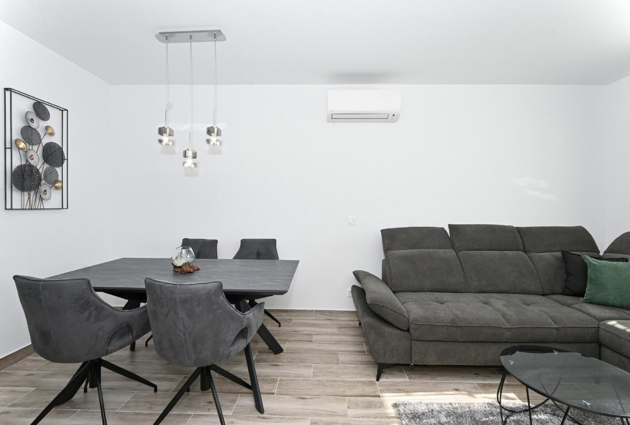 Luxury Apartment White Crystal Kaštela 外观 照片